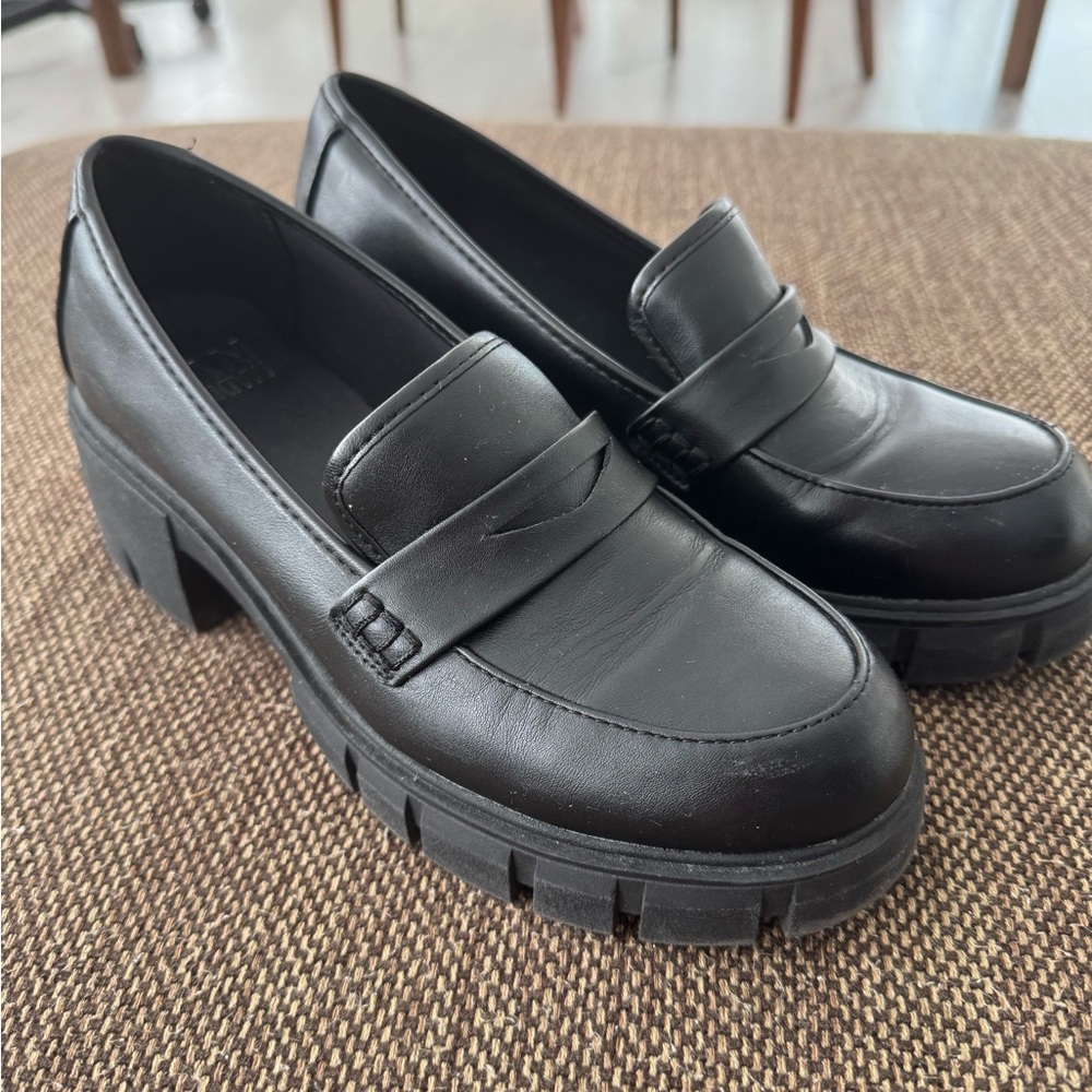 Madden NYC heeled loafers